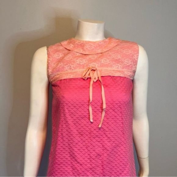 Vintage Hand-Stitched Barbie Pink Dress Size XS-S - Picture 2 of 7